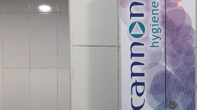 ಹೈದರಾಬಾದ್ ವಿಮಾನ ನಿಲ್ದಾಣದಲ್ಲಿ ನ್ಯಾಪ್ಕಿನ್ ವಿತರಣೆ ಮೆಷಿನ್ ಸ್ಥಾಪನೆ