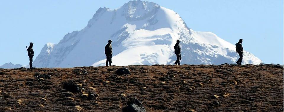 ಶಿಖರ ಏರಿದ ಮಹಿಳಾ ಸೇನಾಧಿಕಾರಿಗೆ ಕಾದಿತ್ತು ಭಾರೀ ಅಚ್ಚರಿ