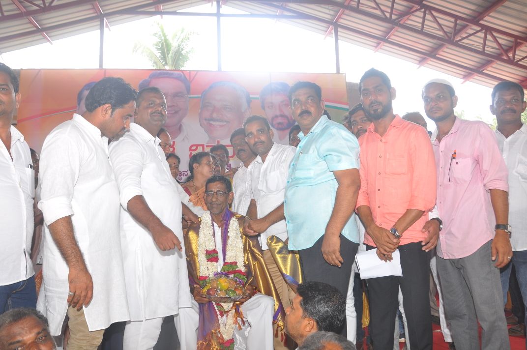 ಯುನೈಟೆಡ್ ಸೋಶಿಯಲ್ ಮೂವ್‍ಮೆಂಟ್ ಟ್ರಸ್ಟ್ ವತಿಯಿಂದ ಸನ್ಮಾನ