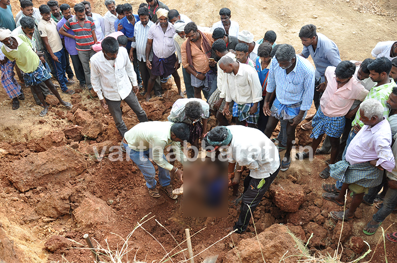 ಕೊಳ್ಳೇಗಾಲ: ಮಣ್ಣು ಕುಸಿದು ಕಾರ್ಮಿಕ ಮೃತ್ಯು