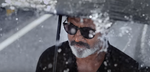 ಮಾಸ್ ಪ್ರಿಯರ ನಾಯಕನಾಗಿ ರಜಿನಿ: ‘ಕಾಲಾ’ ಟೀಸರ್ ನಲ್ಲಿ ಮಿಂಚಿದ ಸ್ಟೈಲ್ ಕಿಂಗ್