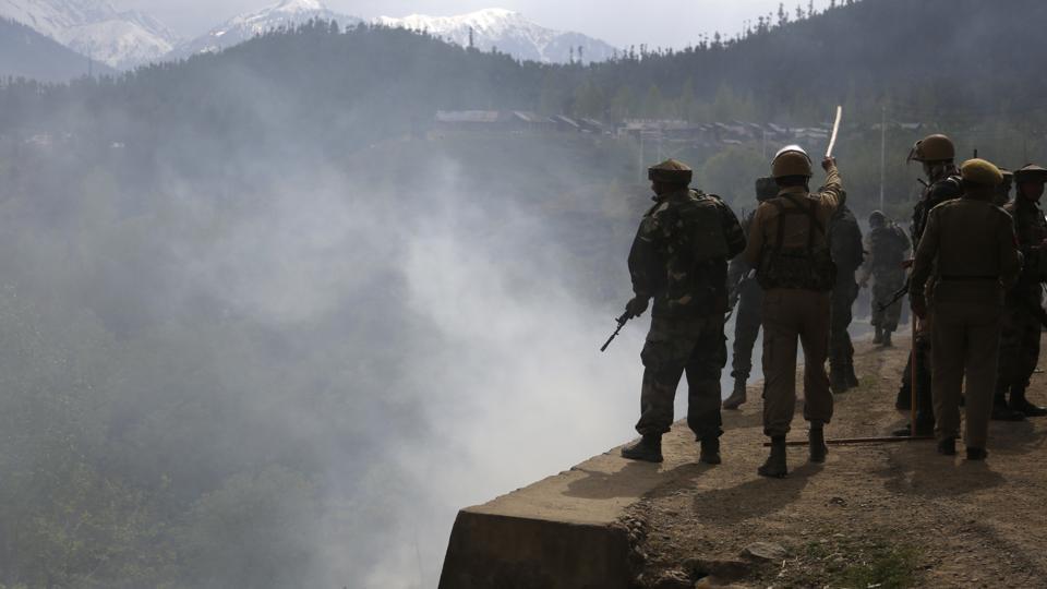 ತಾಯಿಯ ಮನವಿ: ತೀವ್ರವಾದಿಗಳನ್ನು ತೊರೆದು ಮನೆಗೆ ಮರಳಿದ ಕಾಶ್ಮೀರದ ಯುವಕ