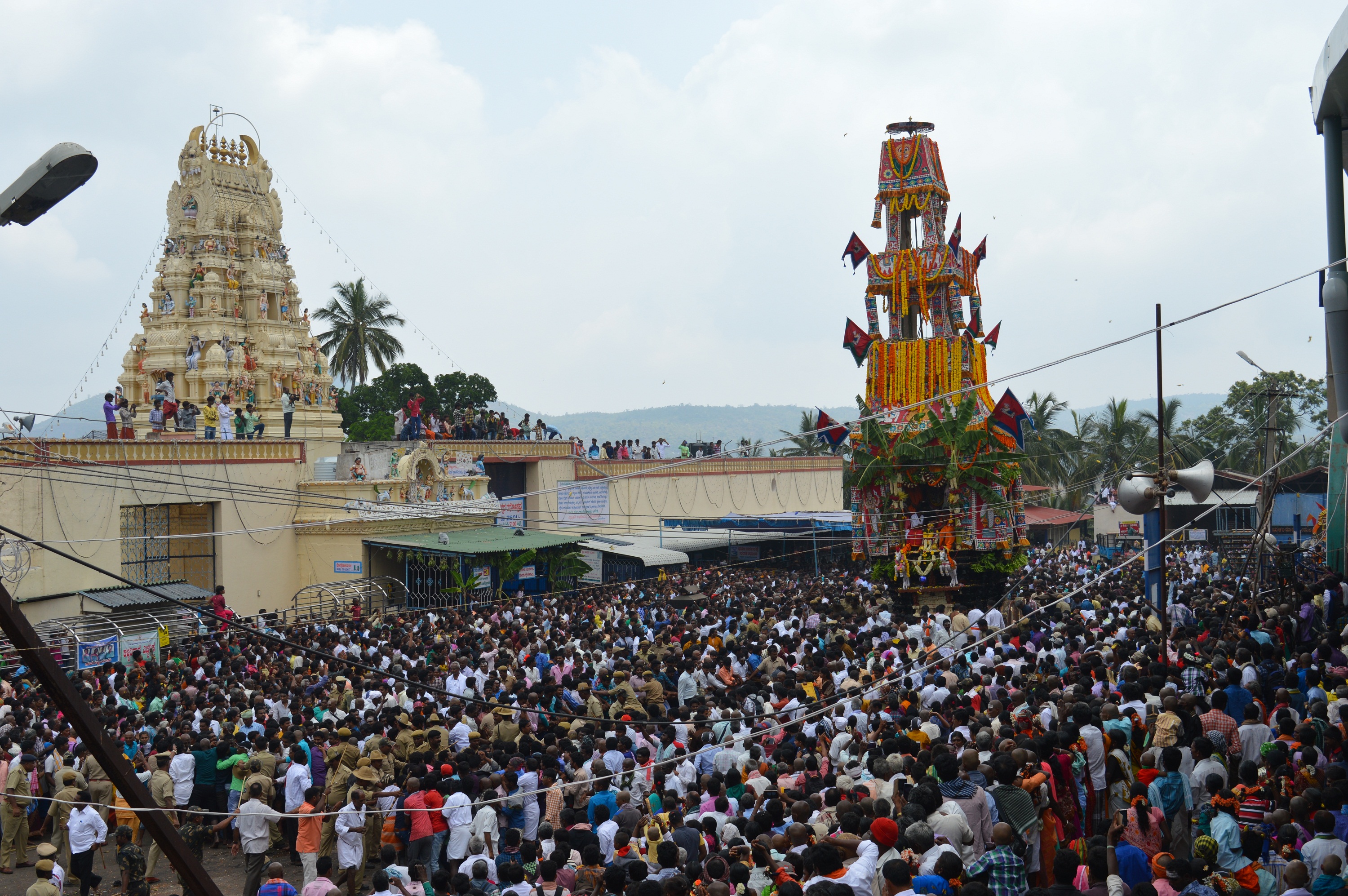 ಹನೂರು: ಮಹಾರಥೋತ್ಸವ