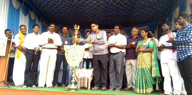 ಪಡುಬಿದ್ರೆಯಲ್ಲಿ ಕ್ರಿಕೆಟ್ ಪಂದ್ಯಾಟ: ನೀತಿ ಸಂಹಿತೆ, ರಾಜಕೀಯ ಮುಖಂಡರ ಕಟೌಟ್ ತೆರವು