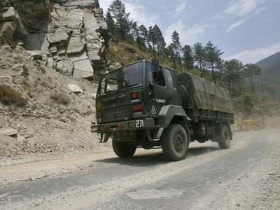 ಟಿಬೆಟ್ ಪ್ರಾಂತ್ಯದ ಬಳಿ ಚೀನಾ ಗಡಿಯಲ್ಲಿ ಯೋಧರ ನಿಯೋಜನೆ ಹೆಚ್ಚಿಸಿದ ಭಾರತ