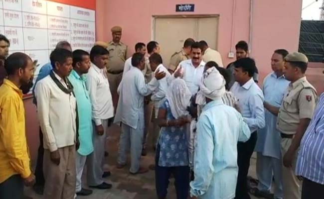 ದಲಿತ ಯುವಕನ ಸುಟ್ಟು ಕರಕಲಾದ ಮೃತದೇಹ ಪತ್ತೆ