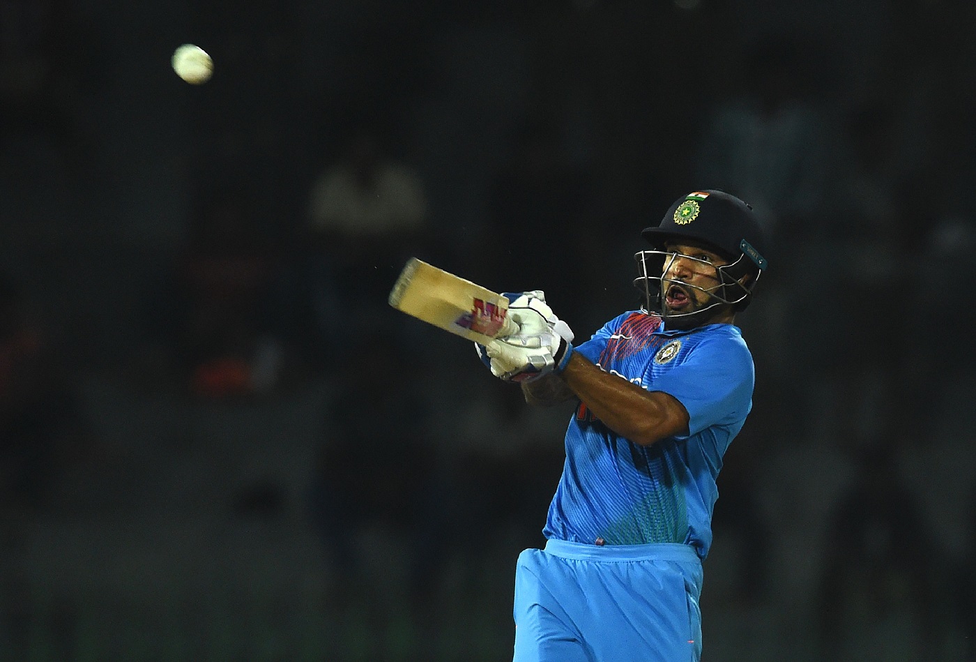 ಧವನ್ ಅರ್ಧಶತಕ : ಭಾರತಕ್ಕೆ ಗೆಲುವು