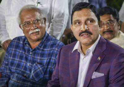 ಟಿಡಿಪಿ ಸಚಿವರ ರಾಜೀನಾಮೆ ಅಂಗೀಕಾರ