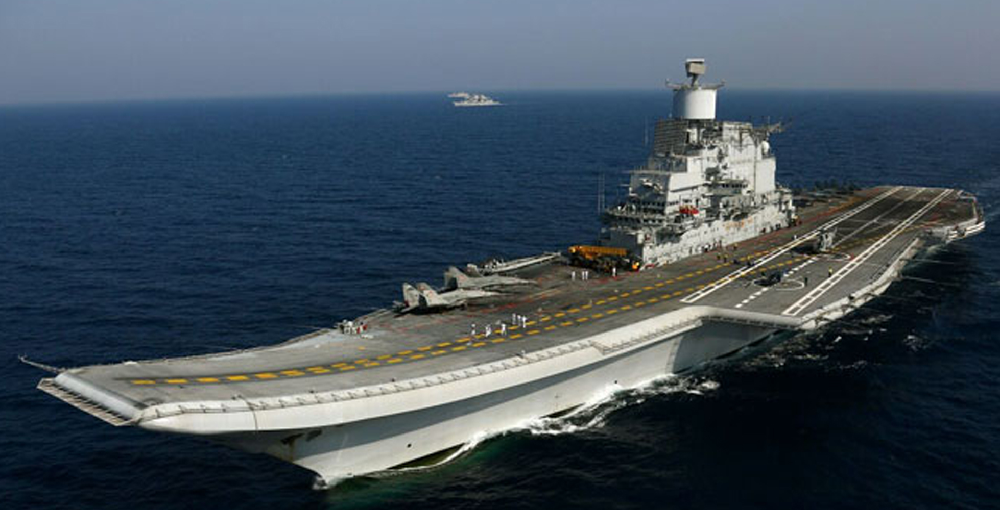 ರಶ್ಯಾ ವಿಮಾನ ವಾಹಕದ ವೆಚ್ಚ ಹೆಚ್ಚಳದ ಕಾರಣ ಬಹಿರಂಗ ಸಾಧ್ಯವಿಲ್ಲ: ರಕ್ಷಣಾ ಸಚಿವಾಲಯ