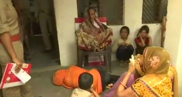 ಉತ್ತರ ಪ್ರದೇಶ: ಅತ್ಯಾಚಾರ ಸಂತ್ರಸ್ತೆಯ ತಂದೆಯ ದೇಹದ ಮೇಲೆ 14 ಗಾಯಗಳ ಗುರುತು