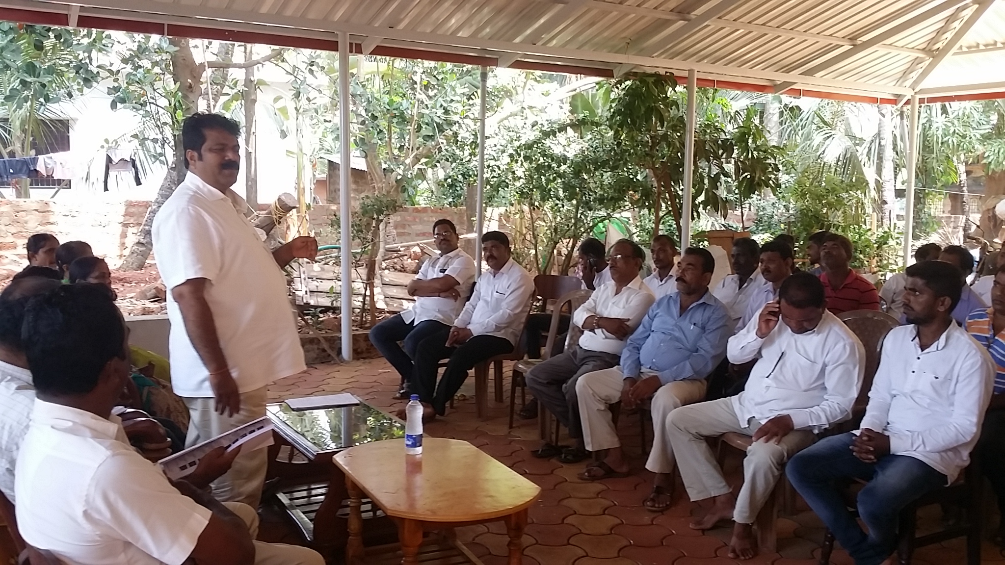 ಮುಂಡಳ್ಳಿ ಪ್ರಚಾರ ಕಾರ್ಯ ಕೈಗೊಂಡ ಶಾಸಕ ಮಂಕಾಳ ವೈದ್ಯ