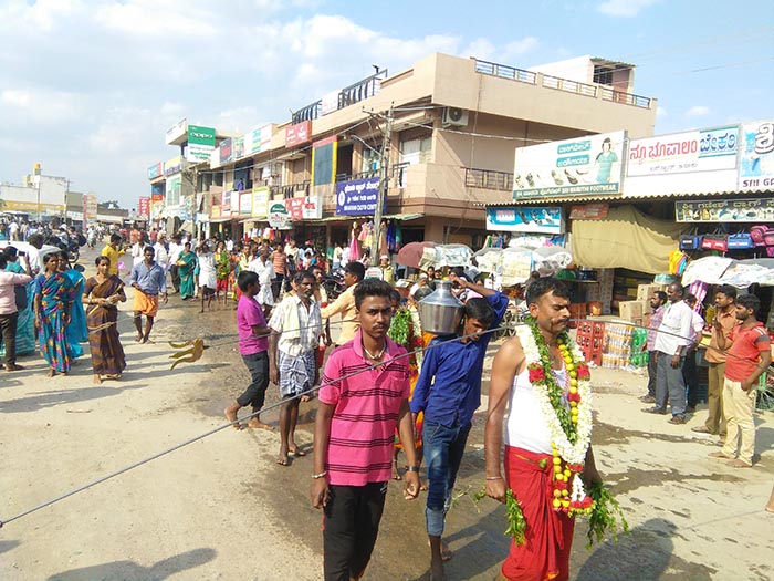 ಹನೂರು: ಶ್ರೀ ಮಹಿಷಾಸುರ ಮರ್ದಿನಿ ಅಮ್ಮನ ಜಾತ್ರಾ ಮಹೋತ್ಸವ