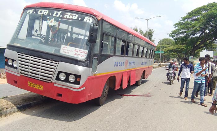 ನಾಗಮಂಗಲ: ಸಾರಿಗೆ ಬಸ್ ಹರಿದು ಬೈಕ್ ಸವಾರ ಮೃತ್ಯು