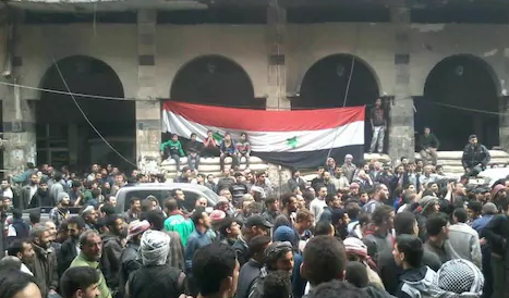 ಡೌಮದಲ್ಲಿ ಹಾರಿದ ಸಿರಿಯ ಸರಕಾರದ ಧ್ವಜ