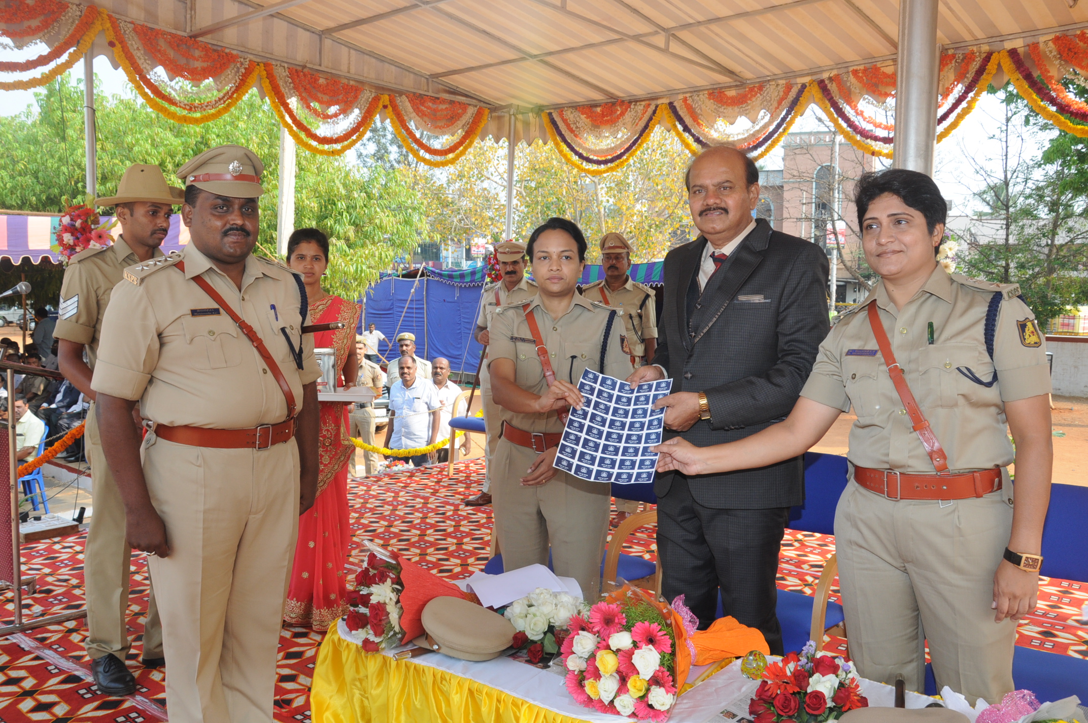 ತುಮಕೂರು: ಜಿಲ್ಲಾ ಪೊಲೀಸ್ ವತಿಯಿಂದ ಪೊಲೀಸ್ ಧ್ವಜ ದಿನಾಚರಣೆ ಸಮಾರಂಭ