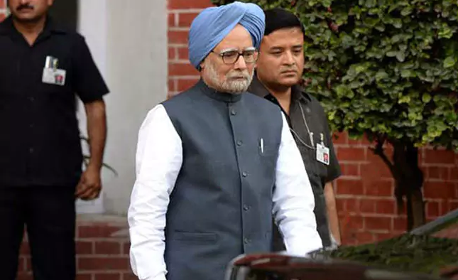 ಮುಖ್ಯ ನ್ಯಾಯಾಧೀಶರ ಪದಚ್ಯುತಿ ನಿರ್ಣಯಕ್ಕೆ ಮನ್‌ಮೋಹನ್ ಸಿಂಗ್ ಸಹಿ ಹಾಕಿಲ್ಲ ಏಕೆ?