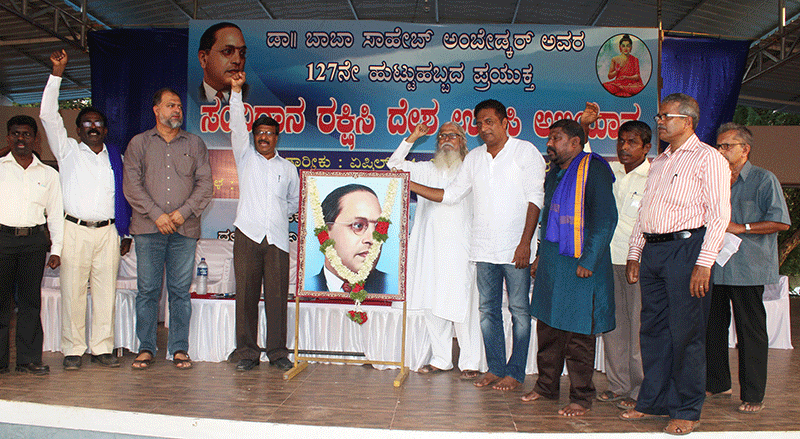 ಅಲ್ಪಸಂಖ್ಯಾತರನ್ನು ತುಳಿಯುವ ಪ್ರಯತ್ನ ವ್ಯವಸ್ಥಿತವಾಗಿ ನಡೆಯುತ್ತಿದೆ: ಪ್ರಕಾಶ್ ರೈ