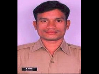 ಚಲಿಸುತ್ತಿದ್ದ ರೈಲಿನಿಂದ ಜಿಗಿದು ಅತ್ಯಾಚಾರದಿಂದ ಮಹಿಳೆಯನ್ನು ರಕ್ಷಿಸಿದ ಪೊಲೀಸ್ ಕಾನ್‌ಸ್ಟೇಬಲ್‌