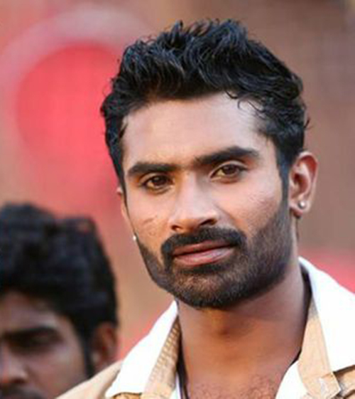 ಅಚ್ಛೇ ದಿನ್ ಯಾರಿಗೂ ಬಂದಿಲ್ಲ: ನಟ ಯೋಗೀಶ್