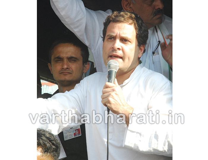 ಮೋದಿ ಸರಕಾರದ ಅವಧಿಯಲ್ಲಿ ಪೆಟ್ರೋಲ್ ಬೆಲೆ ಏರಿಕೆ: ರಾಹುಲ್ ಗಾಂಧಿ