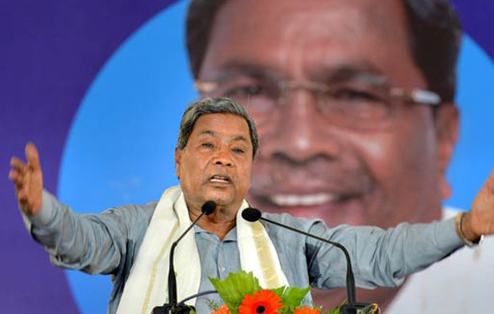 ಗೊಬ್ಬರ ಕೇಳಿದ್ದಕ್ಕೆ ಗೋಲಿಬಾರ್ ಮಾಡಿಸಿದ ಯಡಿಯೂರಪ್ಪಗೆ ರೈತರ ಬಗ್ಗೆ ಮಾತನಾಡುವ ನೈತಿಕತೆಯಿಲ್ಲ: ಸಿದ್ದರಾಮಯ್ಯ