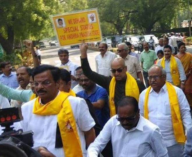 ಪ್ರಧಾನಿ ನಿವಾಸಕ್ಕೆ ರ್ಯಾಲಿ ನಡೆಸಿದ ಟಿಡಿಪಿ ಸಂಸದರ ಬಂಧನ, ಬಿಡುಗಡೆ