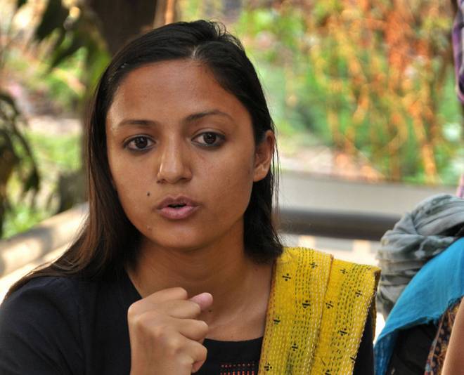 ಮೆಹಬೂಬ ಜನತೆಯ ಪರವಾಗಿ ಧ್ವನಿಯೆತ್ತಬೇಕು