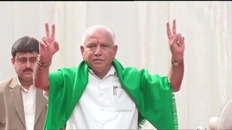 ಕರ್ನಾಟಕ ರಾಜಕೀಯ ಪ್ರಹಸನ: ಎಲ್ಲರ ಚಿತ್ತ ಸುಪ್ರೀಂ ಕೋರ್ಟ್ ನತ್ತ