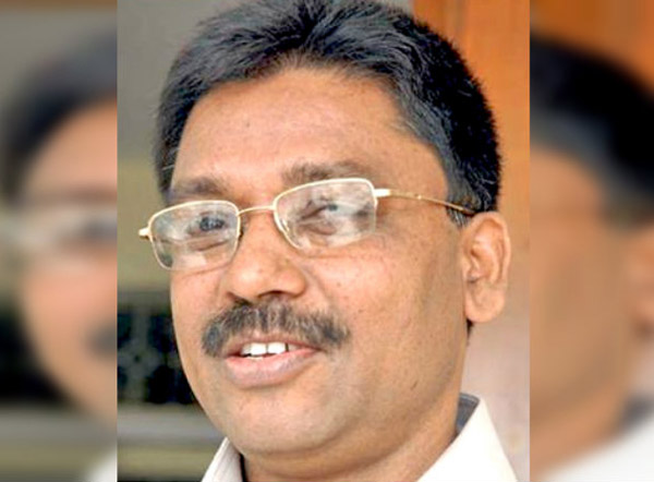 ಬಿಜೆಪಿ ನಾಯಕರಿಂದ 150 ಕೋಟಿ ರೂ.ಆಮಿಷ: ವಿ.ಎಸ್.ಉಗ್ರಪ್ಪ ಆರೋಪ