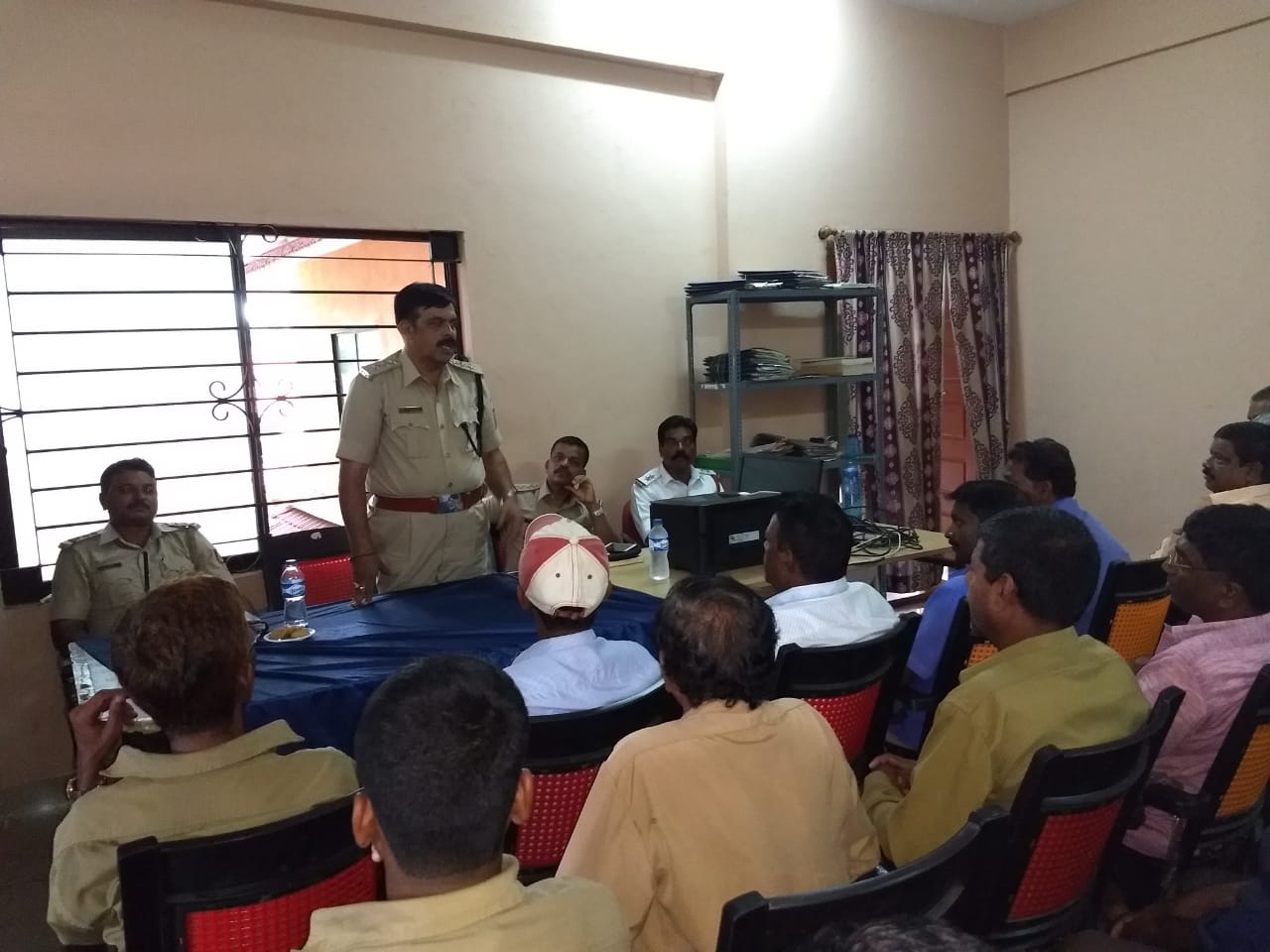 ಉಡುಪಿ ಪೊಲೀಸ್ ಕಚೇರಿಯಲ್ಲಿ ರಿಕ್ಷಾ ಚಾಲಕರ ಸಭೆ