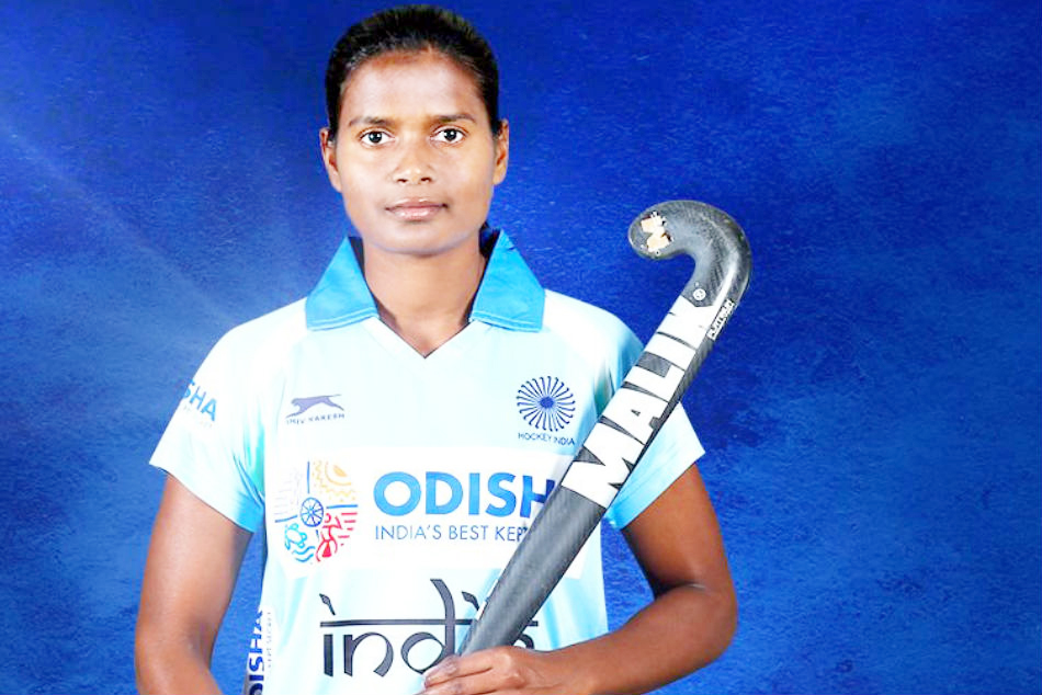 ಭಾರತದ ಮಹಿಳಾ ಹಾಕಿಗೆ ಸುನೀತಾ ಲಕ್ರಾ ನಾಯಕಿ