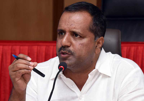 ದ.ಕ.ದಲ್ಲಿ ನಿಪ್ಹಾ ವೈರಸ್ ಪತ್ತೆಯಾಗಿಲ್ಲ; ಆತಂಕ ಬೇಡ, ಎಚ್ಚರವಿರಲಿ: ಯು.ಟಿ.ಖಾದರ್