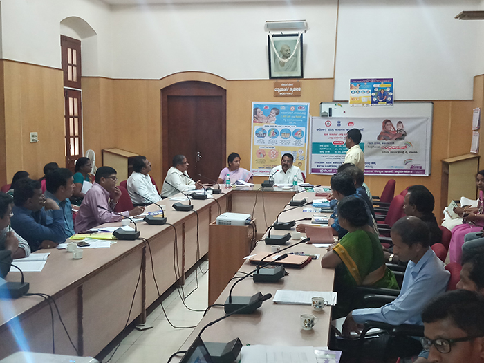 ಲಸಿಕೆಯಿಂದ ಹೊರಗುಳಿಯದಂತೆ ಎಚ್ಚರ ವಹಿಸಿ: ಚಿಕ್ಕಮಗಳೂರು ಡಿಸಿ ಶ್ರೀರಂಗಯ್ಯ