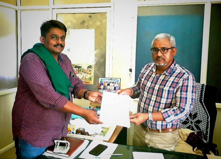 ತುಮಕೂರು: ಅಯಿಲ್ ಕಂಪನಿಗಳ ವಿರುದ್ಧ ಕ್ರಮಕ್ಕೆ ಕೃಷಿಕ ಸಮಾಜದ ಮುಖಂಡರ ಒತ್ತಾಯ