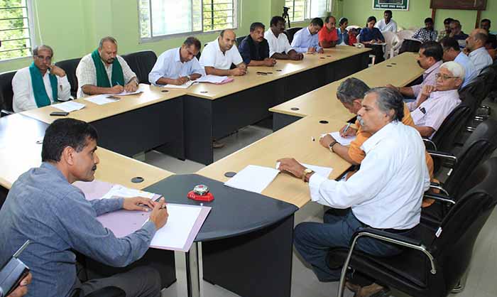 ಕಾಡಾನೆ-ಮಾನವ ಸಂಘರ್ಷ; ಸಭೆ ಕರೆದ ಅಧಿಕಾರಿಯೇ ಗೈರು