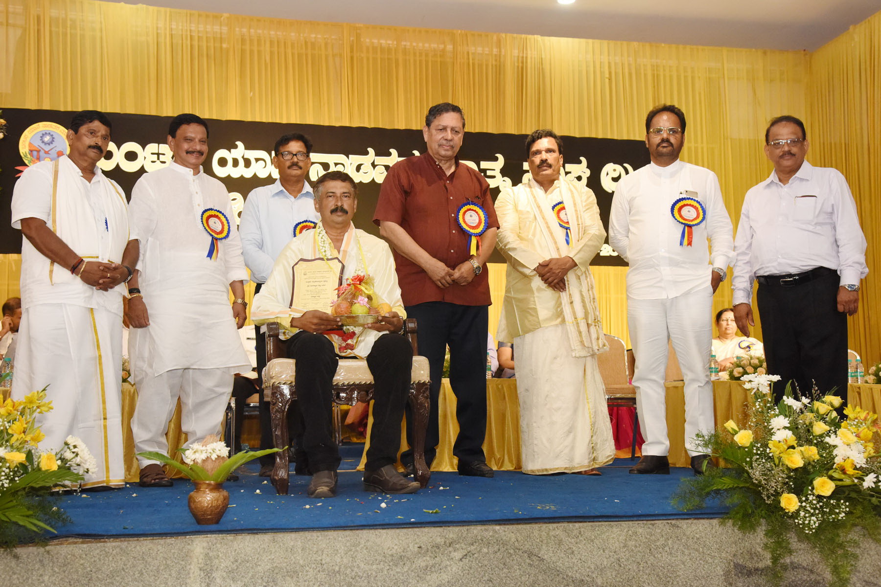 ಬಂಟರ ಮಾತೃ ಸಂಘದಿಂದ ಸನ್ಮಾನ