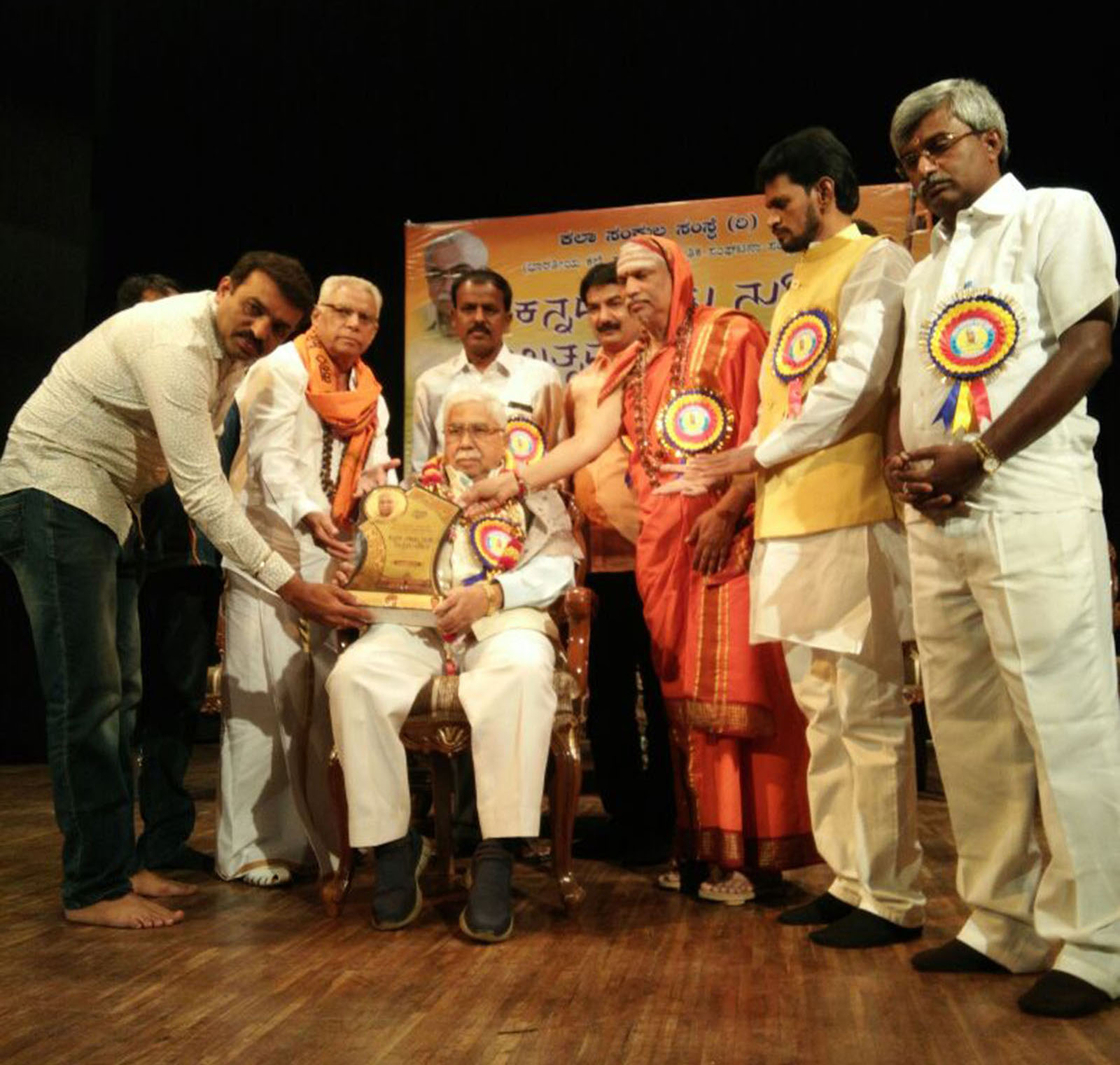 ರಾಜ್ಯದಲ್ಲಿ ವಿಶ್ವಕರ್ಮ ವಿವಿ ಸ್ಥಾಪನೆಯಾಗಲಿ: ಡಾ.ಕಂಬಾರ