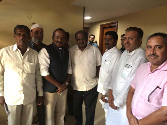 ನೂತನ ಮುಖ್ಯಮಂತ್ರಿಯನ್ನು ಅಭಿನಂದಿಸಿದ ಎಸ್‍ಡಿಪಿಐ ನಿಯೋಗ