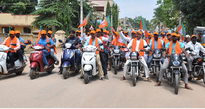 ಕೊಳ್ಳೇಗಾಲ: ಕರ್ನಾಟಕ ಬಂದ್ ಕರೆಗೆ ನೀರಸ ಪ್ರತಿಕ್ರಿಯೆ