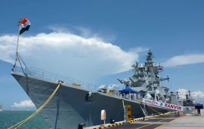 ನಿಗದಿತ ಗಡುವಿನಲ್ಲಿ ಜಲಾಂತರ್ಗಾಮಿ,ಹೆಲಿಕಾಪ್ಟರ್ ಖರೀದಿಗೆ ಟೆಂಡರ್ ಕರೆಯುವಲ್ಲಿ ನೌಕಾಪಡೆ ವಿಫಲ