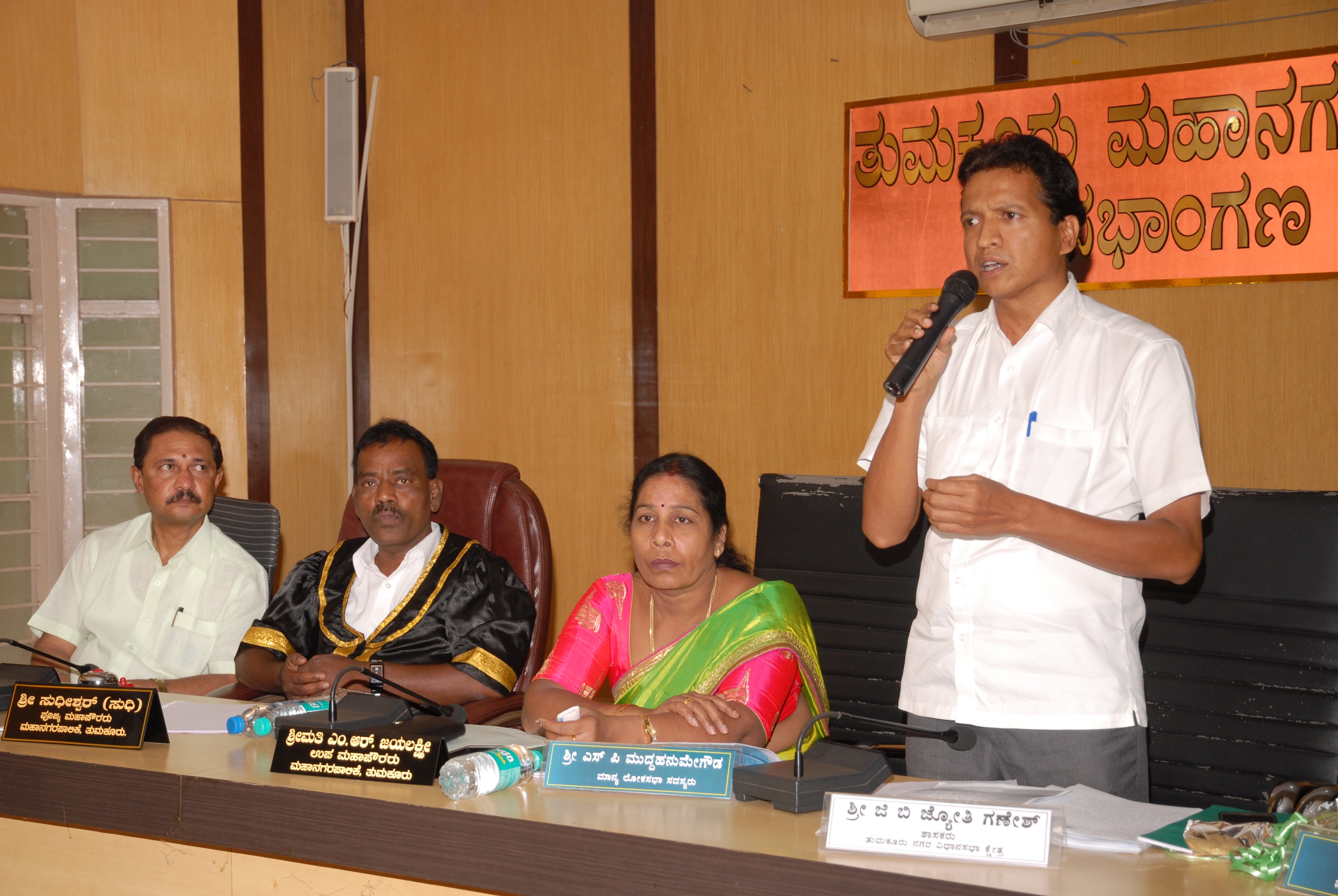 ನಿಜ ಅರ್ಥದಲ್ಲಿ ಸ್ಮಾರ್ಟ್ ಸಿಟಿಯಾಗಿ ತುಮಕೂರು ನಗರ ಅಭಿವೃದ್ದಿ: ಶಾಸಕ ಜಿ.ಬಿ ಜ್ಯೋತಿಗಣೇಶ್