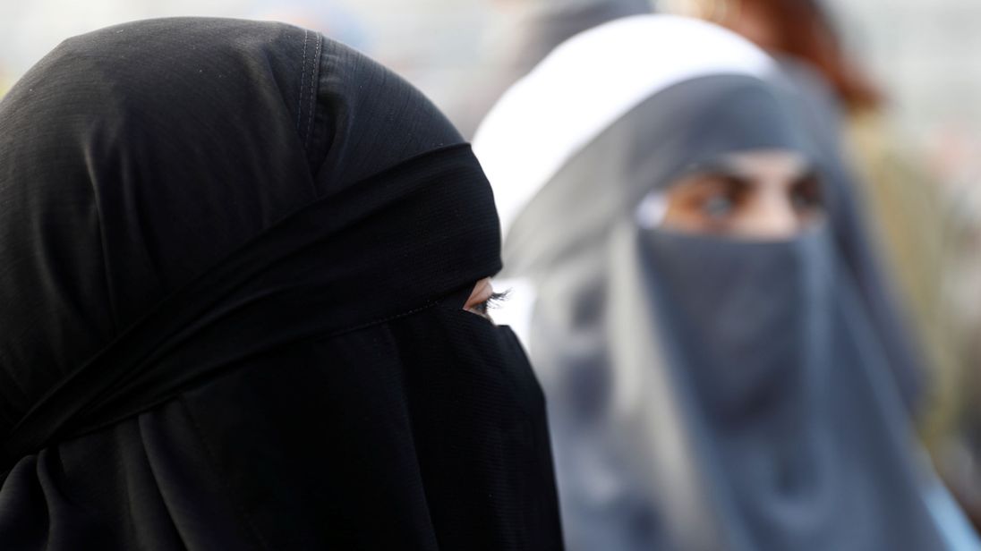 ಡೆನ್ಮಾರ್ಕ್: ಮುಖ ಮುಚ್ಚುವ ಬುರ್ಖಾ ಧರಿಸಿದರೆ ದಂಡ