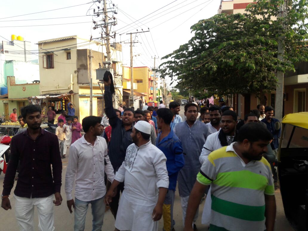 ಕೋಲಾರ: ಶಾಸಕ ವರ್ತೂರ್ ಪ್ರಕಾಶ್ ವಿರುದ್ಧ ಕಪ್ಪುಪಟ್ಟಿ ಧರಿಸಿ ಪ್ರತಿಭಟನೆ