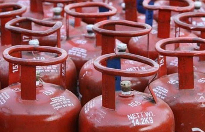 ಬೆಂಗಳೂರು: ಸಿಲಿಂಡರ್ ಸ್ಫೋಟಗೊಂಡು ಕಟ್ಟಡ ಕುಸಿತ; ಓರ್ವ ಮೃತ್ಯು