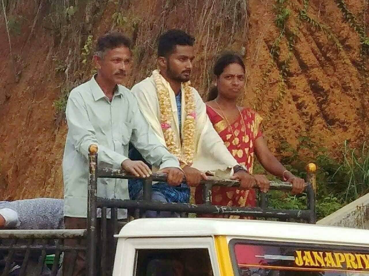 ಬೆಂಗಾಲ್ ವಾರಿಯರ್ಸ್ ತಂಡಕ್ಕೆ ಆಯ್ಕೆಯಾದ ಮಿಥಿನ್ ಕುಮಾರ್ ಗೆ ಸನ್ಮಾನ