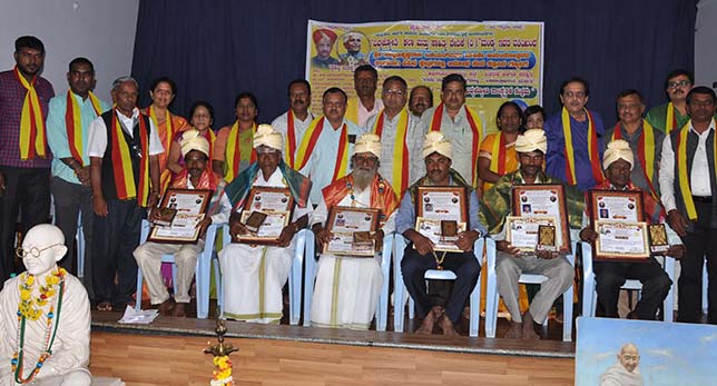 ಸಾಹಿತಿ, ಸಾಹಿತ್ಯ ಸಮಾಜದ ಎರಡು ಕಣ್ಣುಗಳಿದ್ದಂತೆ: ಮಾಜಿ ಸಚಿವ ಎಂ.ಎಸ್.ಆತ್ಮಾನಂದ