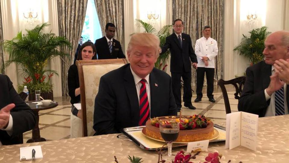 ಸಿಂಗಾಪುರದಲ್ಲಿ ಹುಟ್ಟು ಹಬ್ಬ ಆಚರಿಸಿಕೊಂಡ ಟ್ರಂಪ್