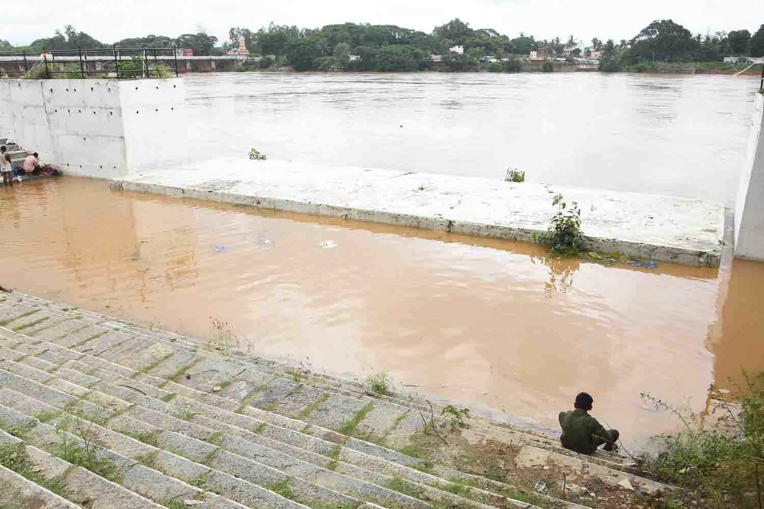 ತೀರ್ಥಹಳ್ಳಿಯಲ್ಲಿ ಭಾರೀ ಮಳೆ: ತುಂಗಾ, ಭದ್ರಾ, ಲಿಂಗನಮಕ್ಕಿ ಡ್ಯಾಂಗಳಿಗೆ ಹೆಚ್ಚಿದ ಒಳಹರಿವು