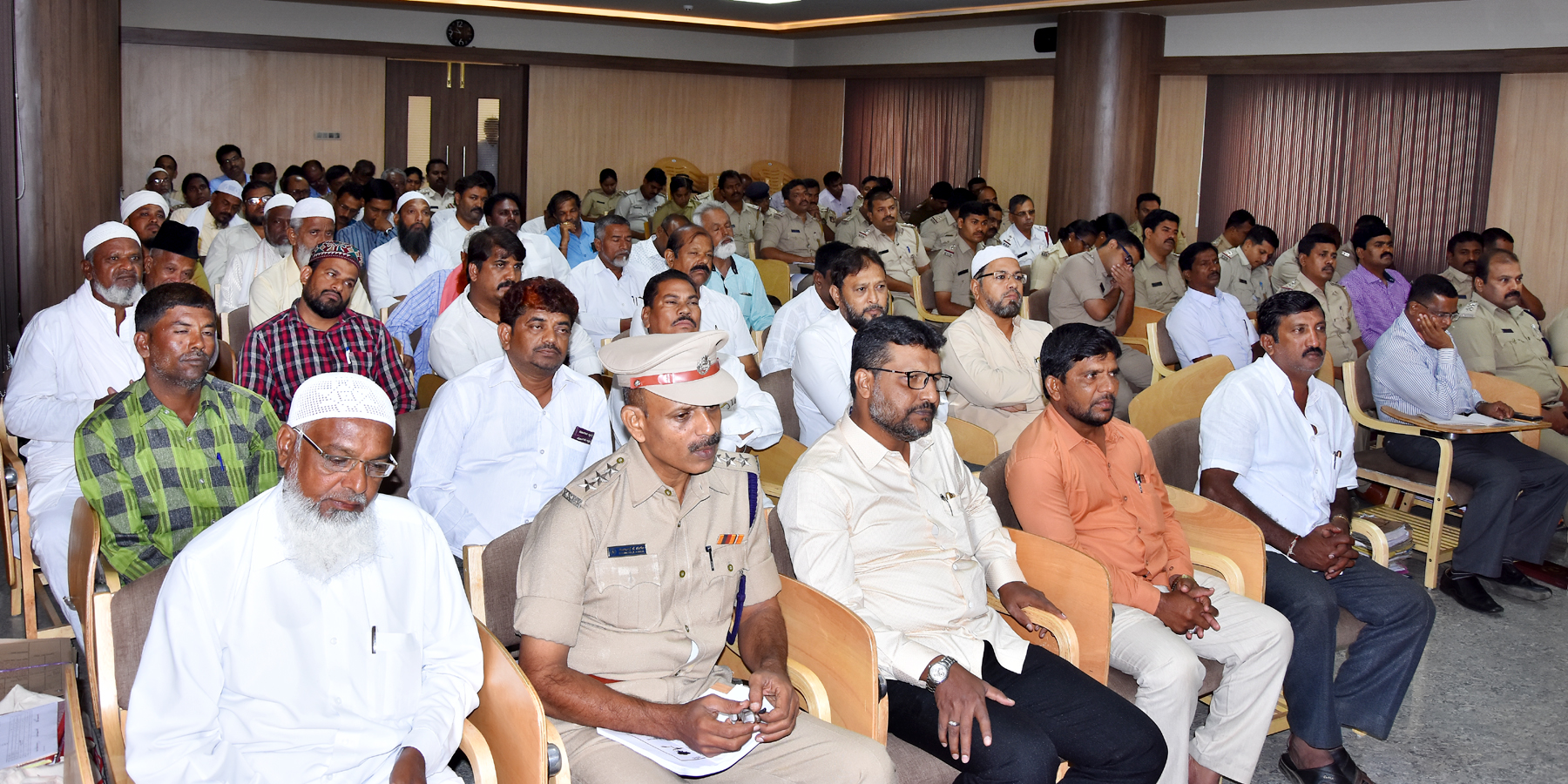 ದಾವಣಗೆರೆ: ಜಿಲ್ಲಾ ಪೊಲೀಸ್ ಕಚೇರಿಯಲ್ಲಿ ರಮಝಾನ್ ಸೌಹಾರ್ದ ಸಭೆ