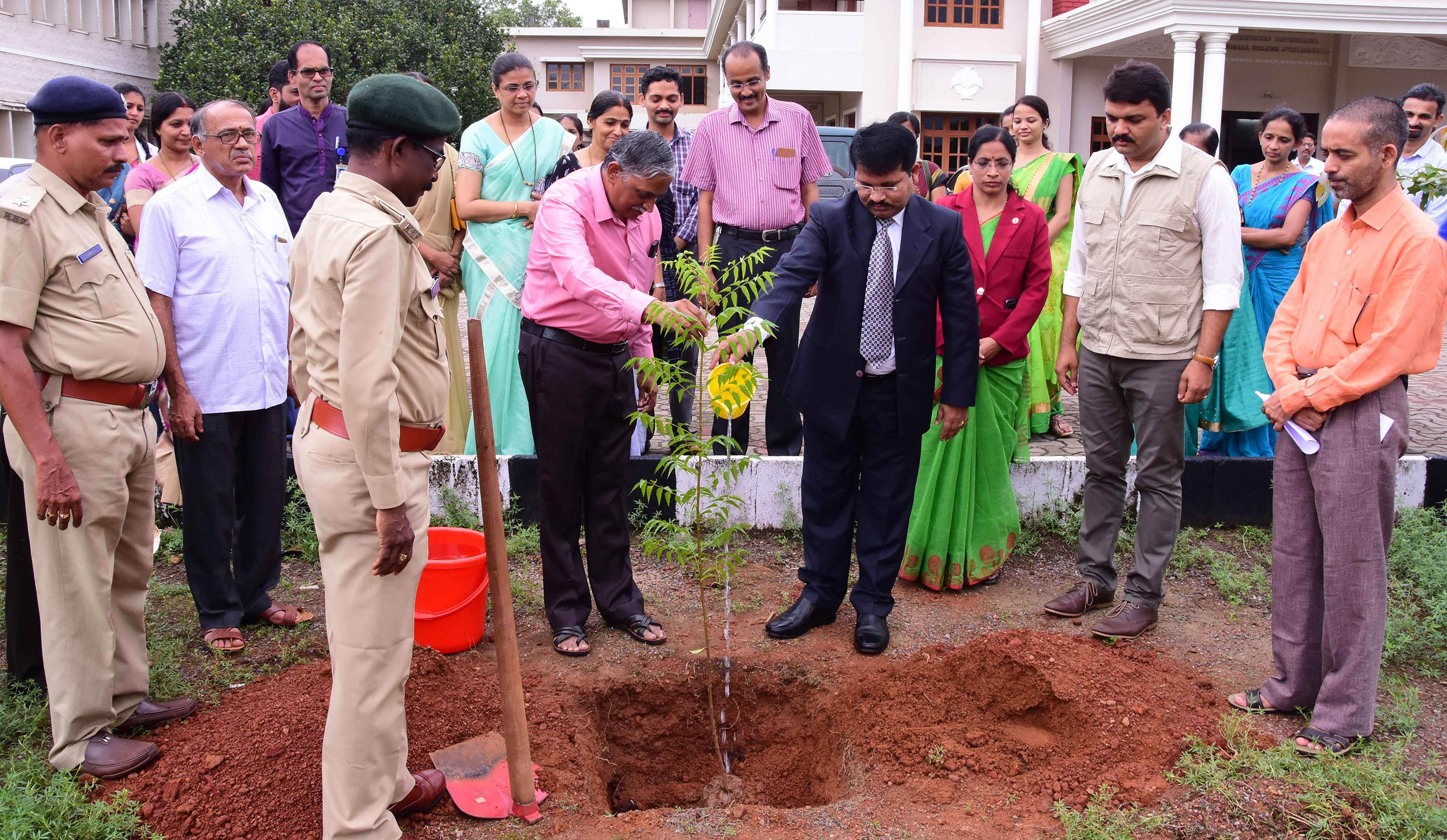 ಕರಾವಳಿಗರು ಹಸಿರು ಪ್ರೇಮಿಗಳು: ನ್ಯಾ. ವೆಂಕಟೇಶ್ ನಾಯ್ಕಾ